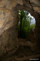 Пещера у поселка Никтино Пещера на северо-восток от поселка
