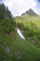 Водопад на р.Загеданка Загедан
гора Шхуанта
