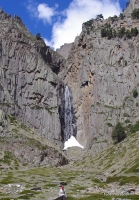 Водопад Абай-Су Чегем
Кабардино-балкарский высокогорный заповедник
водопад Абай-Су
столбчатые образования базальт