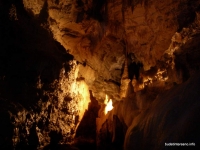 Наплывы натечных образований Южный Слон
пещера
