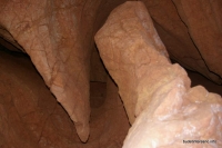 Причудливые вымоины пещеры Холодильник пещера Холодильник