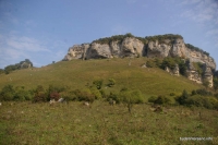 Вид на скалу Кизинчи хутор Кизинка
Скалистый хребет