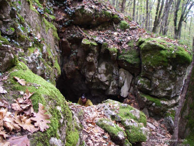 Вход в пещеру Кошачью