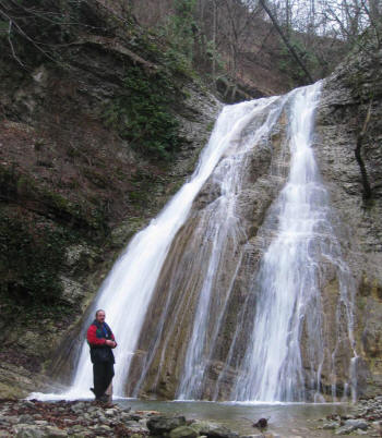 Водопад недалеко от села Полковничий