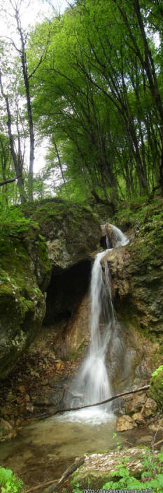 водопад со сталакититами, Ильич (Отрадненский район)